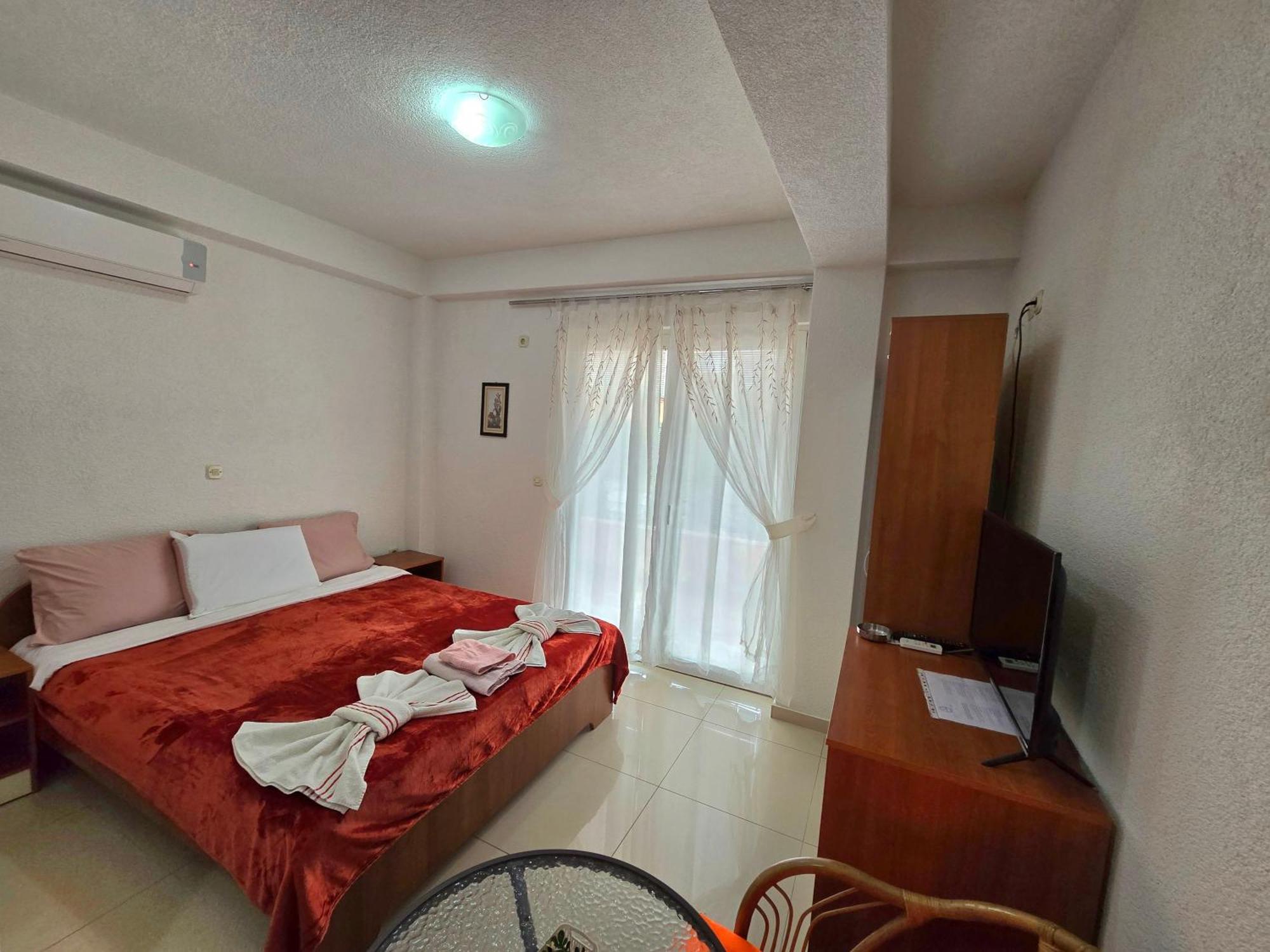 Villa & Apartments Antigona Ohrid Exterior photo