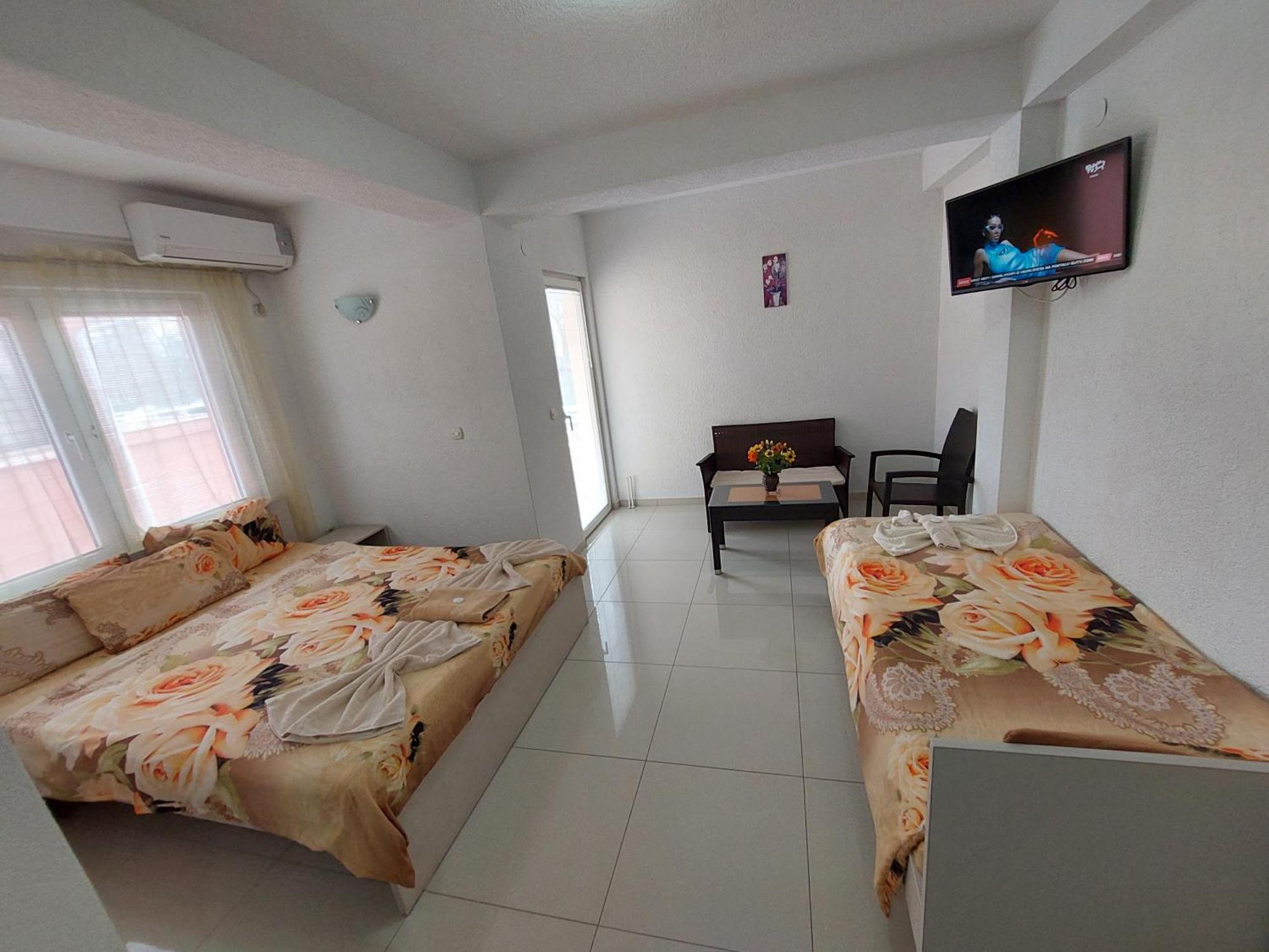 Villa & Apartments Antigona Ohrid Exterior photo